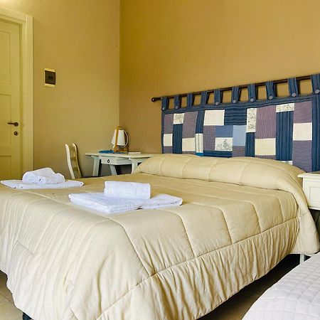 Avola Antica Villa Luaran gambar