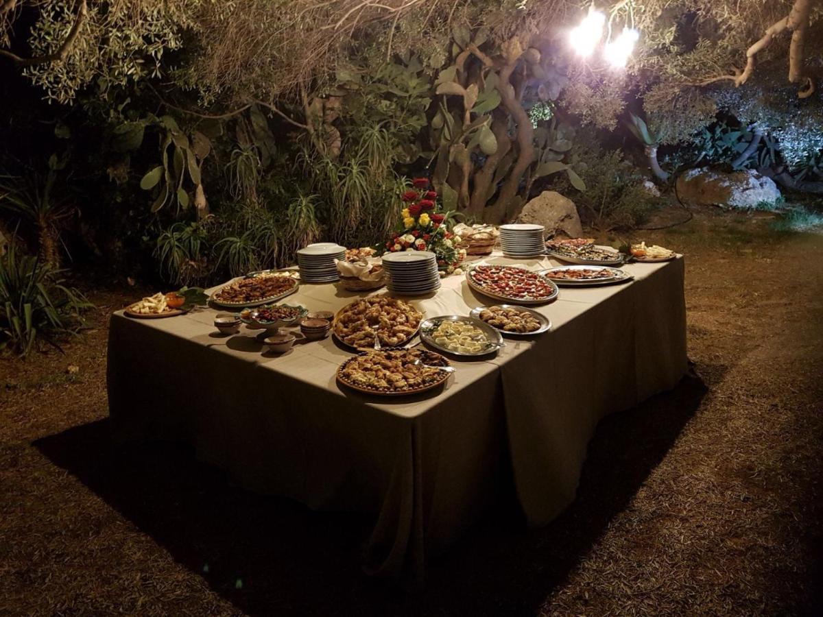 Avola Antica Villa Luaran gambar