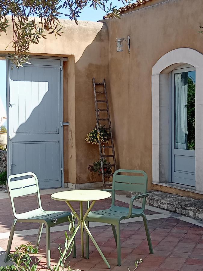 Avola Antica Villa Luaran gambar