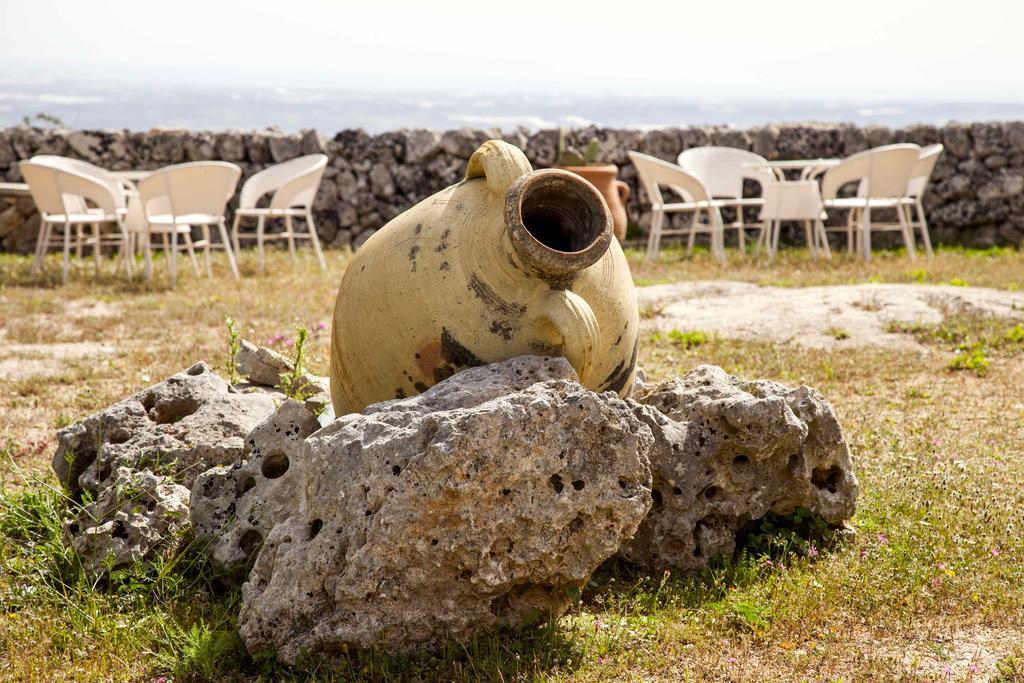 Avola Antica Villa Luaran gambar